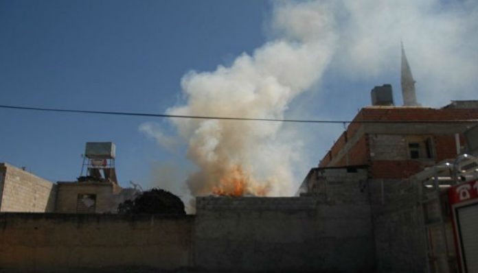 IŞİD, Kilis’te pazar yeri ve mahalleyi vurdu, 8 kişi yaralandı [VİDEO]