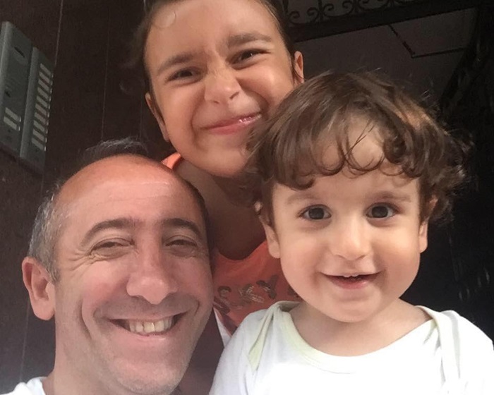 Gazeteci Murat Aksoy’un eşi: Gülün bir yaprağını bile verdirmediler