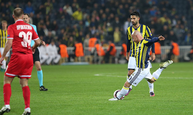 Fenerbahçe, Stoch ve Kjaer ile kazandı