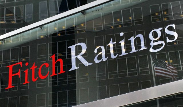 Fitch’ten sert iniş açıklaması;  Sermaye girişi aniden durdu, bu not indirimini tetikler
