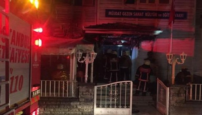 Müjdat Gezen Sanat Merkezi kundaklandı
