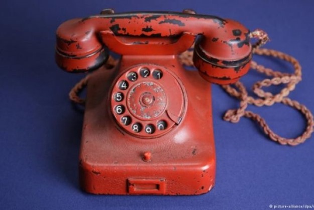 Hitler’in telefonu 243 bin dolara satıldı