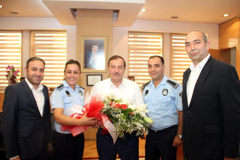 AKP’li Esenyurt Belediyesi Meclis toplantısında zabıtanın silahlandırılması kararı aldı