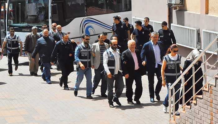 60 polise gözaltı, 40’ı Aselsan çalışanı 57 kişi tutuklandı