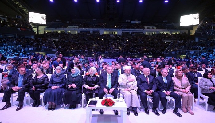 ‘Referanduma engel olmasın’ diye Kutlu Doğum Haftası ertelendi.