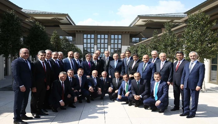 AKP’li belediyelere kayyım geliyor [Sefer Can, yazdı]