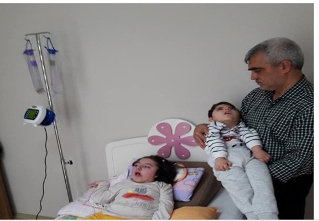 Babası hapishanede olan engelli çocukları ziyaret etti: Bu çocuklar da mı suçlu?