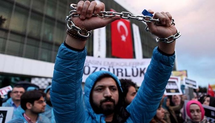 Özgür gazetecilik cezaevinde: 218 gazeteci tutuklu
