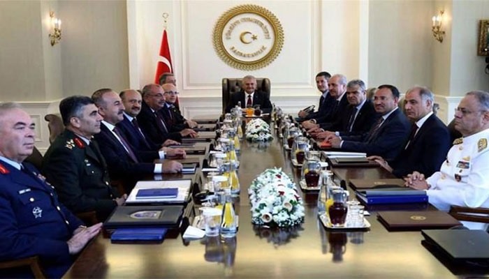 Terfi işlemleri TSK’dan alındı, AKP’nin seçtiği personele verildi