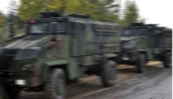 Polis, askeri aracın ezdiği 85 yaşındaki kadının parçalarını kardeşine toplattı