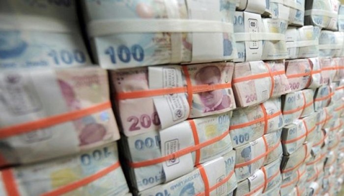 Referandum teşviklerleriyle bütçe rekor açık verdi; 2009 krizinden sonra borç limiti ilk kez arttırılacak