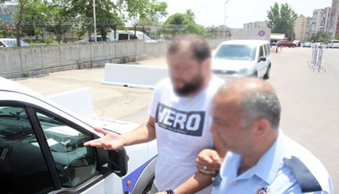 ‘Hero tişörtü’ avında Adana merkez: İki günde 4 gözaltı!