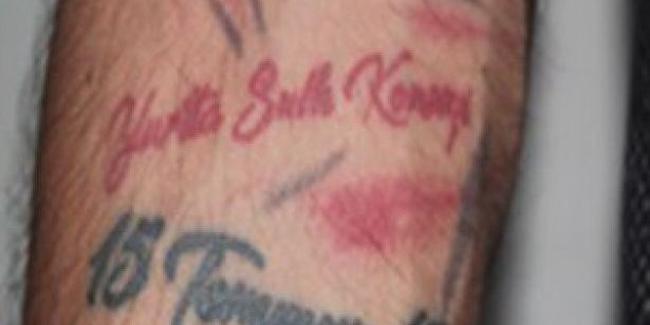 Kolunda ‘Yurtta Sulh Konseyi’ yazan dövme olan kişi gözaltına alındı!