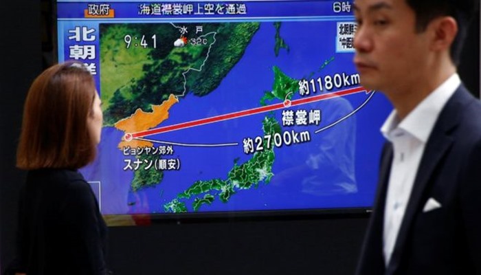 Kuzey Kore, Japonya’nın üzerinden geçen balistik füze fırlattı