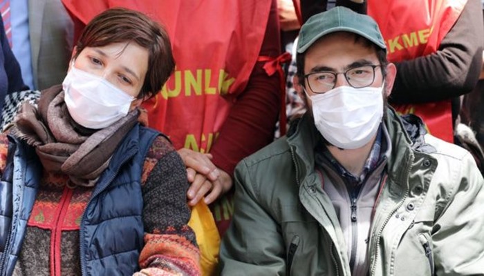 Açlık grevinin 190. gününde KHK mağdurları Nuriye Gülmen ve Semih Özakça ilk kez hakim karşısında