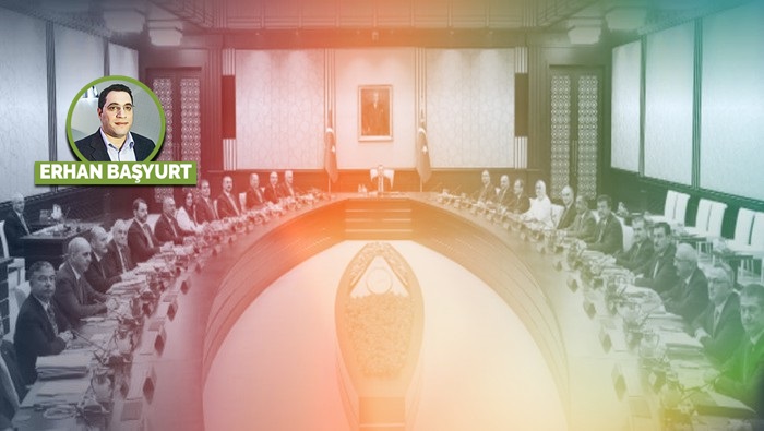Nefreti büyüterek ‘karşı devrim’ mi olur?
