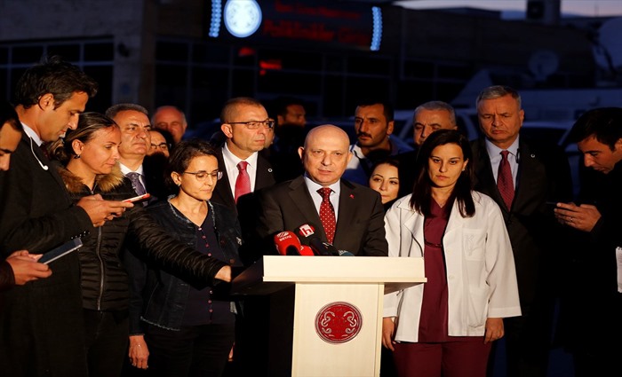 Baykal’ın sağlık durumuyla ilgili son açıklama: Hayati tehlikesi var, bazı olumsuzluklar yaşıyoruz