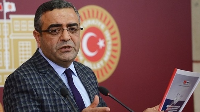 Sezgin Tanrıkulu: Bülent Arınç’ın vicdanı 81 yaşında Hacı Mustafa Türk’ün hapiste kalmasına el veriyor mu?