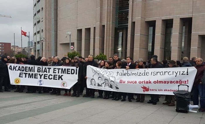 Barış akademisyenleri davaları başlıyor; hocalar hakim karşısında!