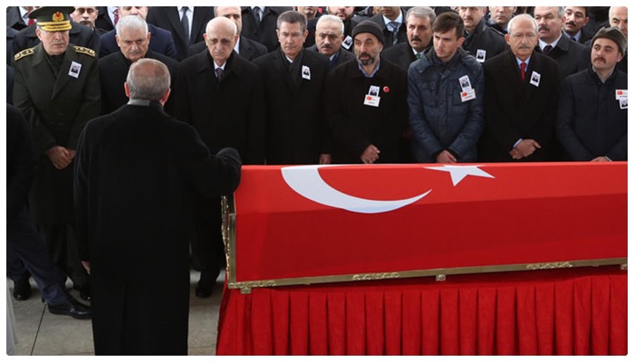 Erdoğan şehit cenazesinde mikrofonu yine eline aldı: Operasyon milletin kararı