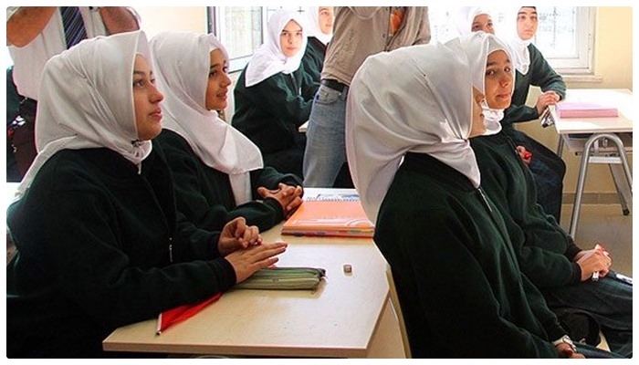 ‘İmam hatipliler deizme kayıyor’