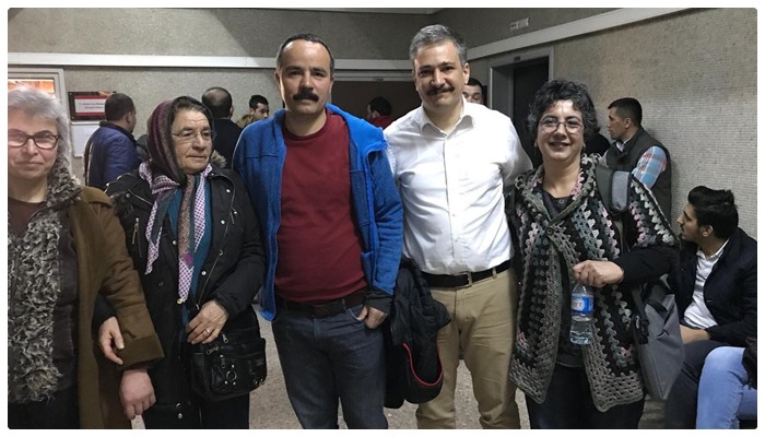 Hakim ‘Yüksel Caddesi’nden ne arıyordun?’ diye sordu, anne Saçılık cevap verdi: “Oğlumu arıyordum, o da hakkını arıyordu!”
