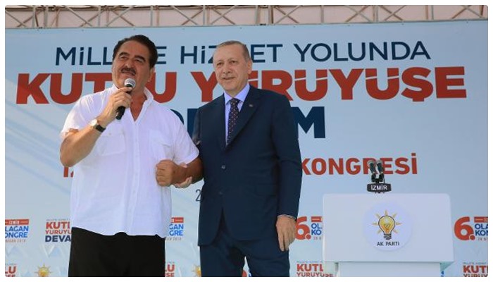 İzmir Mitingi’nde yalan söyleyen İbrahim Tatlıses: “Olabilir, çok önemli değil.”