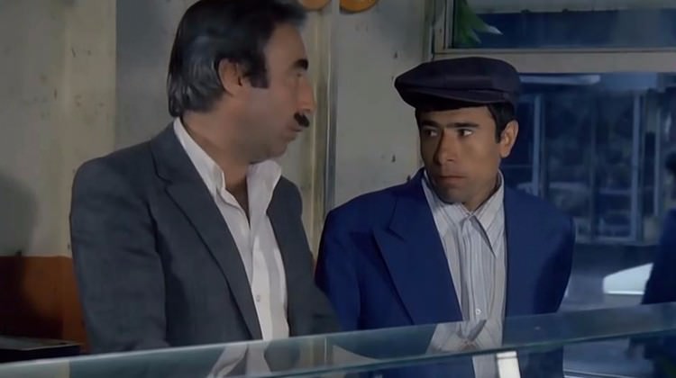 İlk Oy Hareketi AKP’yi ‘Banker Bilo’ ile savundu “Yaptım ama bir sor niçin yaptım?”