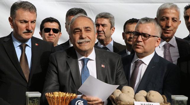 Tarım Bakanı da anlamamış!: ’50 kuruş olan patates nasıl 6 liraya çıkar anlamış değilim’