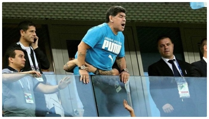 Arjantin turu geçti, Maradona hastaneye kaldırıldı