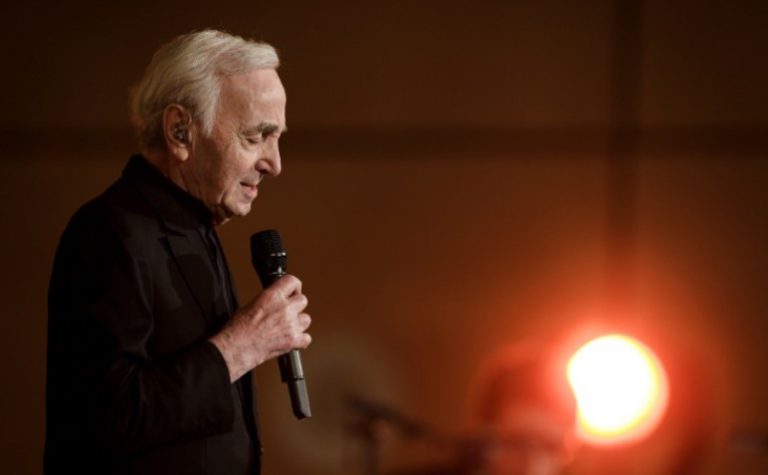 Ünlü Fransız şarkıcı Charles Aznavour 94 yaşında öldü