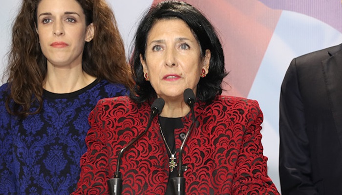 Gürcistan’ın ilk kadın Cumhurbaşkanı Salome Zurabişvili oldu