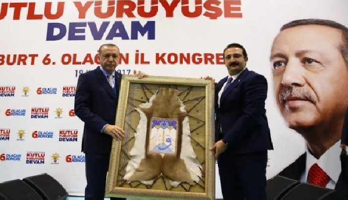 Erdoğan adayını açıkladı, Bayburt’tan istifalar geldi