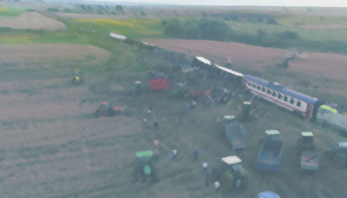 Doktordan Çorlu tren kazası mağduruna: Yer yok, hastaneyi terk edin