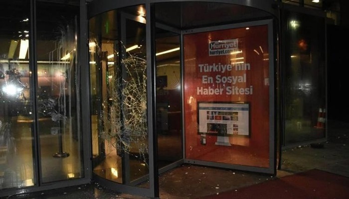 Hürriyet gazetesine 2015 yılındaki saldırı davasından karar çıktı: 25 sanığa beraat