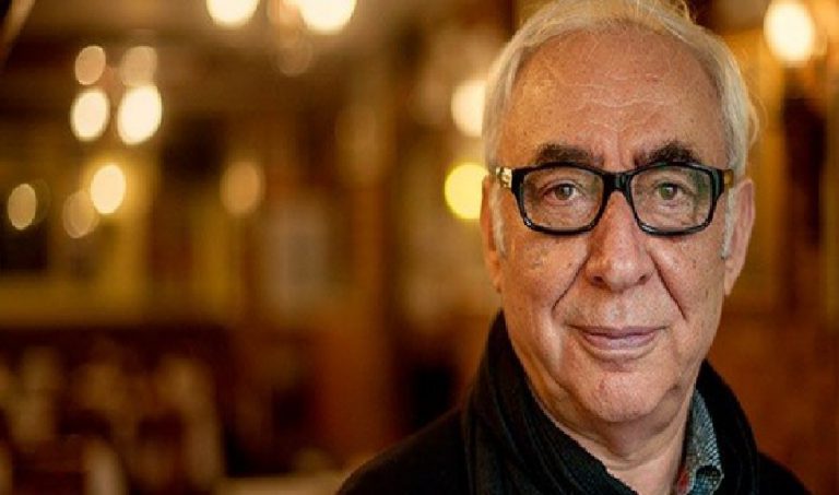 Şener Şen: Demokrasi yönetimi övmekten ibaret değildir