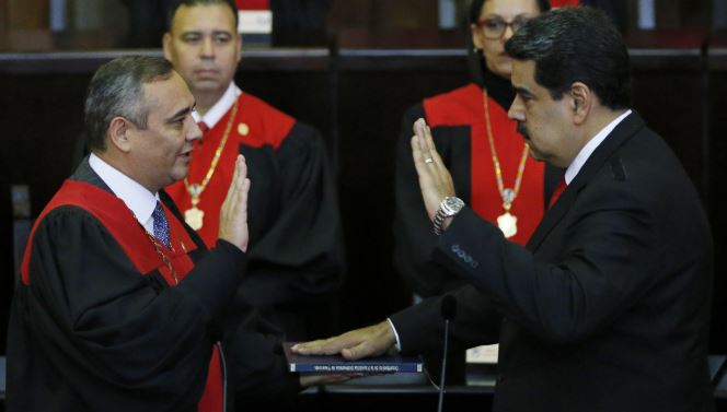 Maduro yanlısı yüksek mahkemeden Guaıdo’ya yurt dışı yasağı