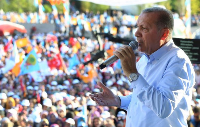 Erdoğan’a kenevirden yapılmış üç gömlek
