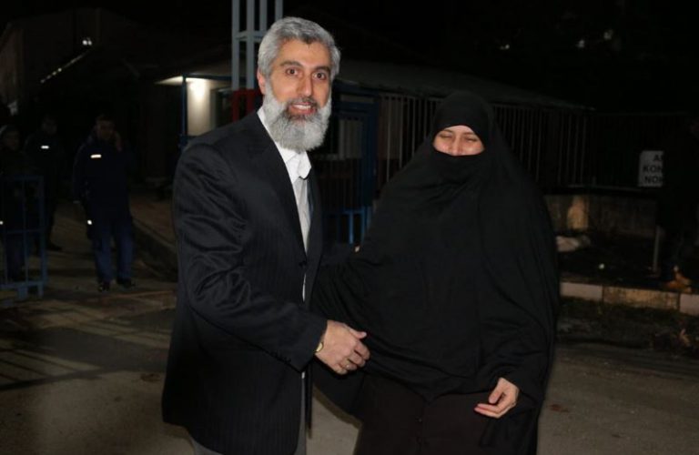 Semra Kuytul: Eşim AKP için ‘Zulümle Kalkınma Partisi’ deyince bardak taştı