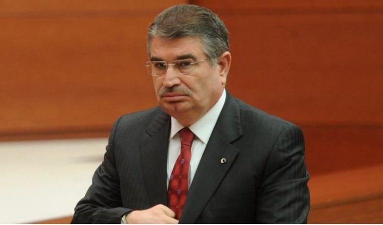Eski bakan Şahin’in İyi Parti’den adaylığı zamana takıldı