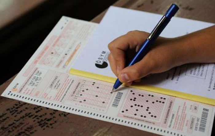 AKP’li değilsen, sınavda birinci de olsan mülâkatta sonuncusun!