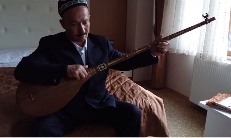 Çin’den, “Uygur halk ozanı Heyit ölmedi” videosu