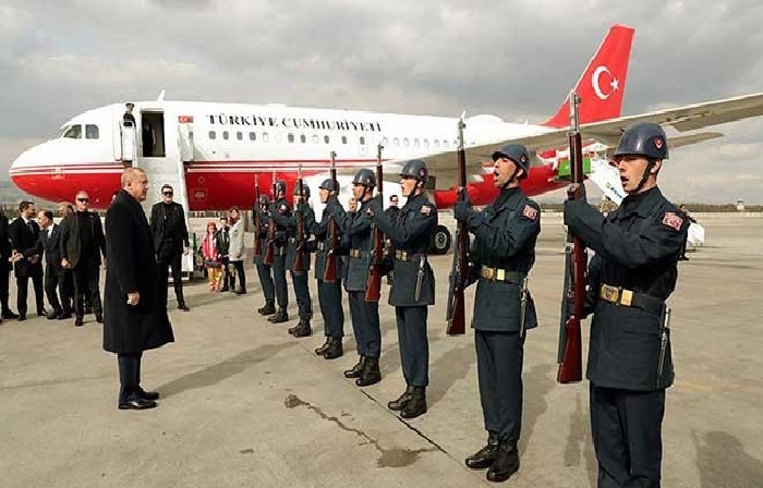 Cumhurbaşkanlığı uçağı ile seçim mitingi