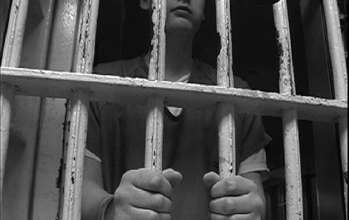 Sırtında sigara söndürülen mahkuma işkenceye ceza