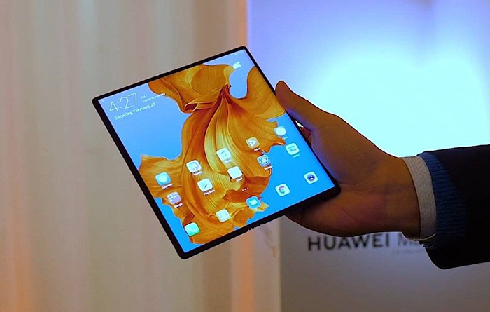 Huawei, Mate X’i tanıttı: Katlanabiliyor!