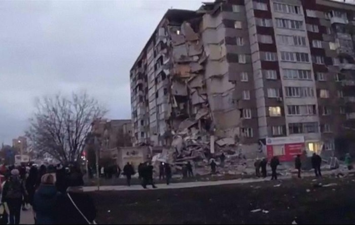 Rusya’da üniversite binası çöktü: 21 kişi enkaz altında