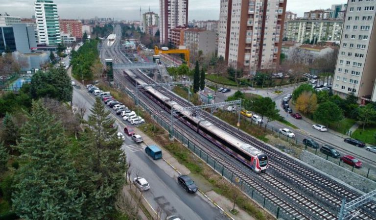 Sendika, ‘testi kırılmadan’ uyardı: Gebze-Halkalı banliyö hattı bu halde açılırsa kaza olabilir