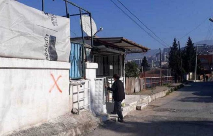 Karşıyaka’da Alevi ailelerin evleri işaretlendi