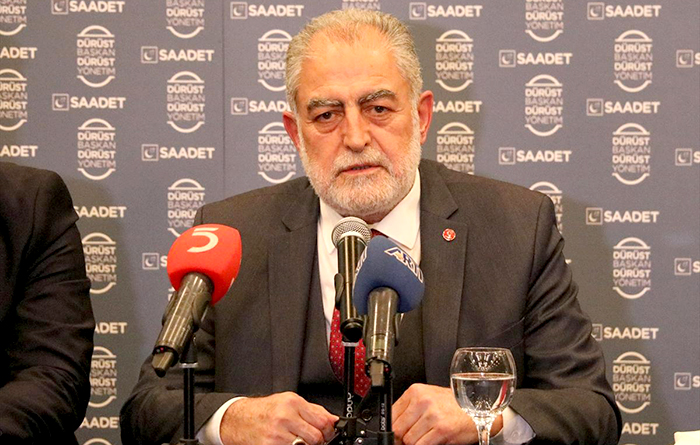 Saadet Partisi İstanbul Adayı: Camide ‘teröristler’ denilerek saldırıya uğradık
