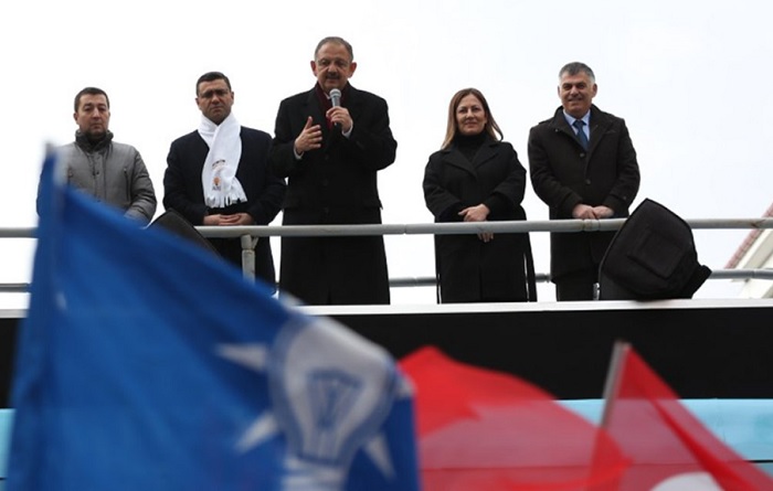 AKP’li Özhaseki başka partilerin oylarını ‘haram’ ilan etti